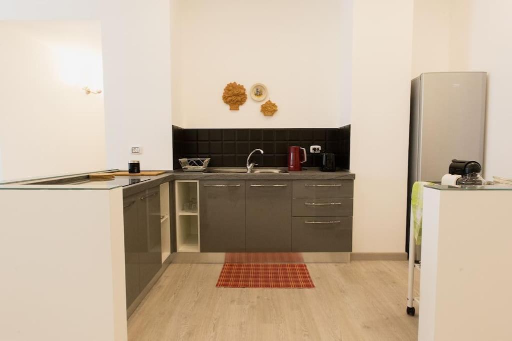 Appartamento 2 Camere Da Letto Al Politeama باليرمو المظهر الخارجي الصورة